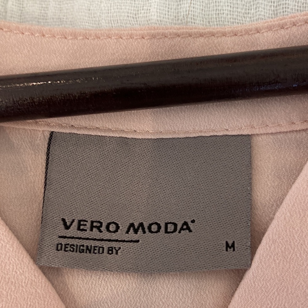 Vera Moda pull on blouse - Picture 2 of 2